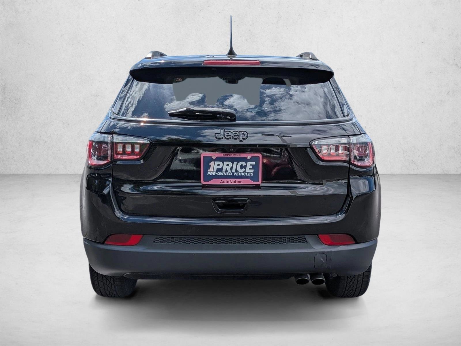 Used 2021 Jeep Compass Latitude FWD image 7