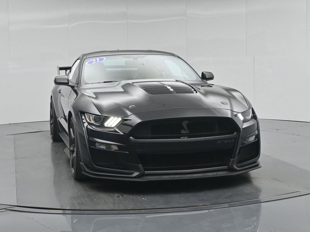 Certified 2021 Ford Mustang Shelby GT500 w/ Carbon Fiber Track Pack RWD image 52
