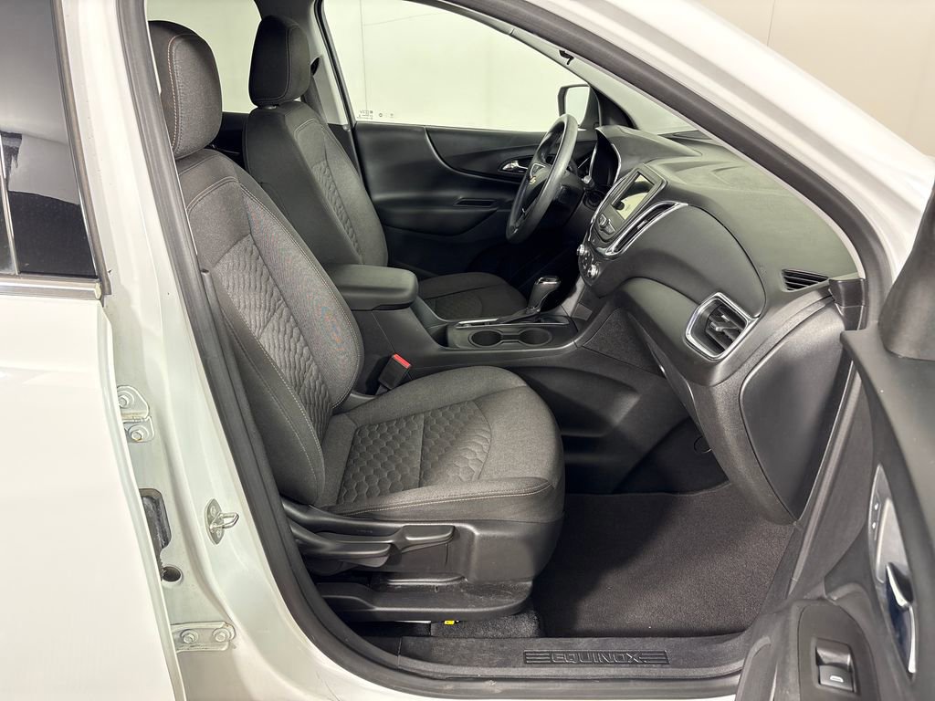 Used 2019 Chevrolet Equinox LT FWD image 11