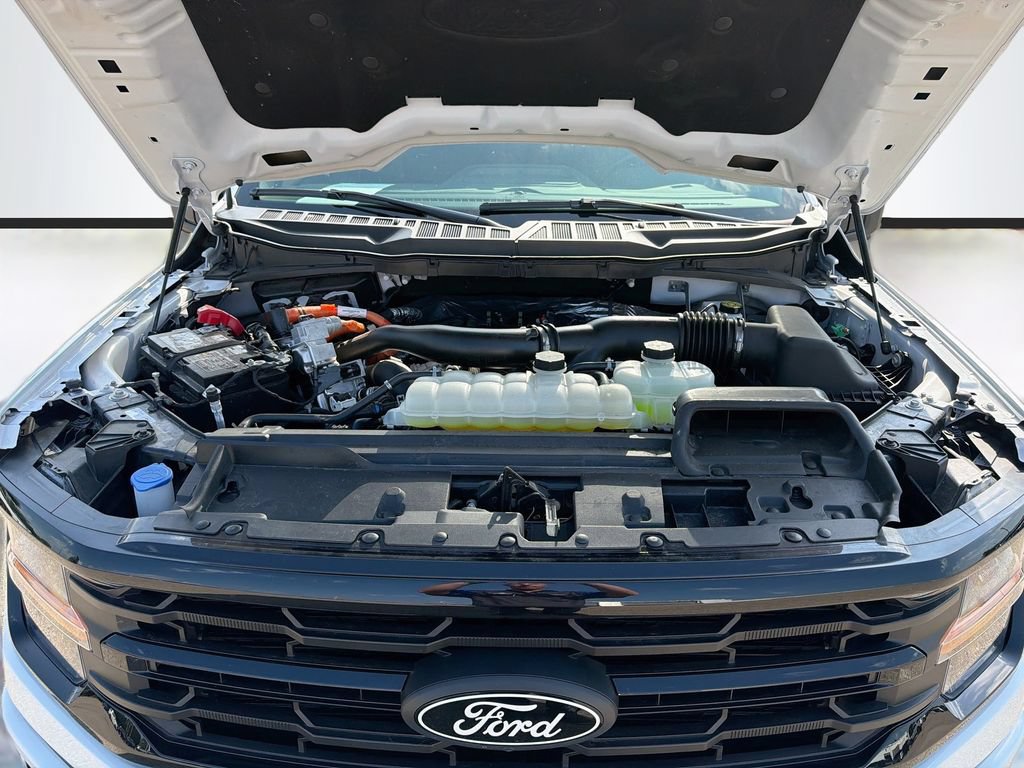 Certified 2025 Ford F150 XLT w/ Equipment Group 302A MID AWD/4WD image 31