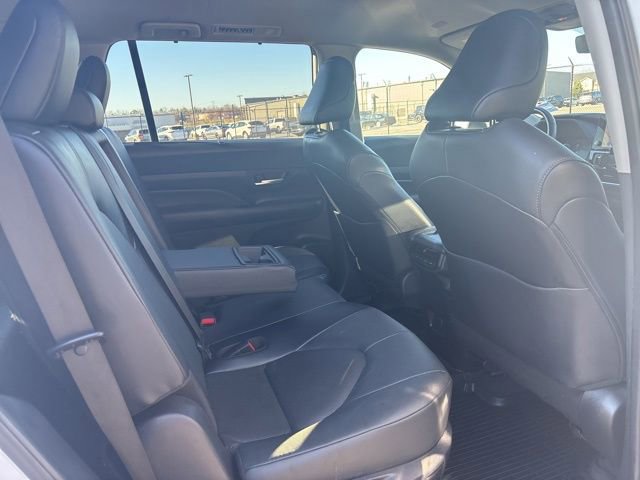 Used 2024 Toyota Grand Highlander XLE image 12