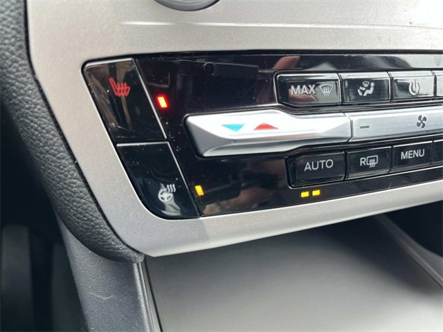 Certified 2022 Ford Explorer XLT w/ Equipment Group 202A image 35