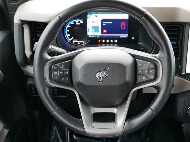 Certified 2023 Ford Bronco Wildtrak AWD/4WD image 17