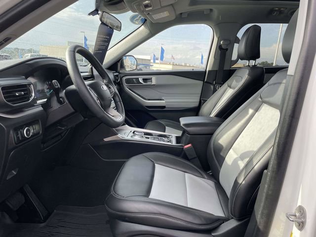 Certified 2023 Ford Explorer XLT w/ Equipment Group 202A image 16