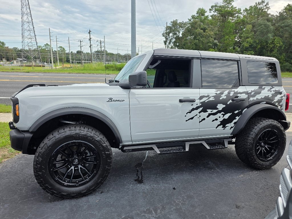 Certified 2026 Ford Bronco Big Bend w/ Black Diamond Package AWD/4WD image 9