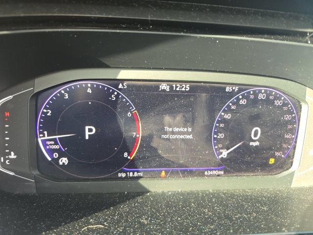 Used 2022 Volkswagen Taos SEL w/ Panoramic Sunroof Package FWD image 12