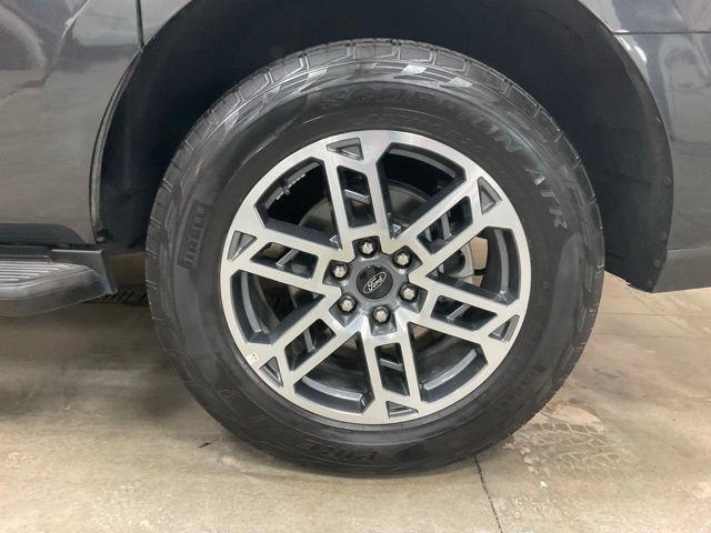 Certified 2025 Ford Expedition Max Active AWD/4WD image 18