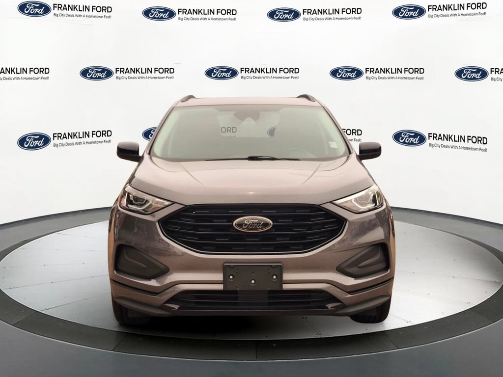 Certified 2022 Ford Edge SE w/ Black Appearance Package AWD/4WD image 8
