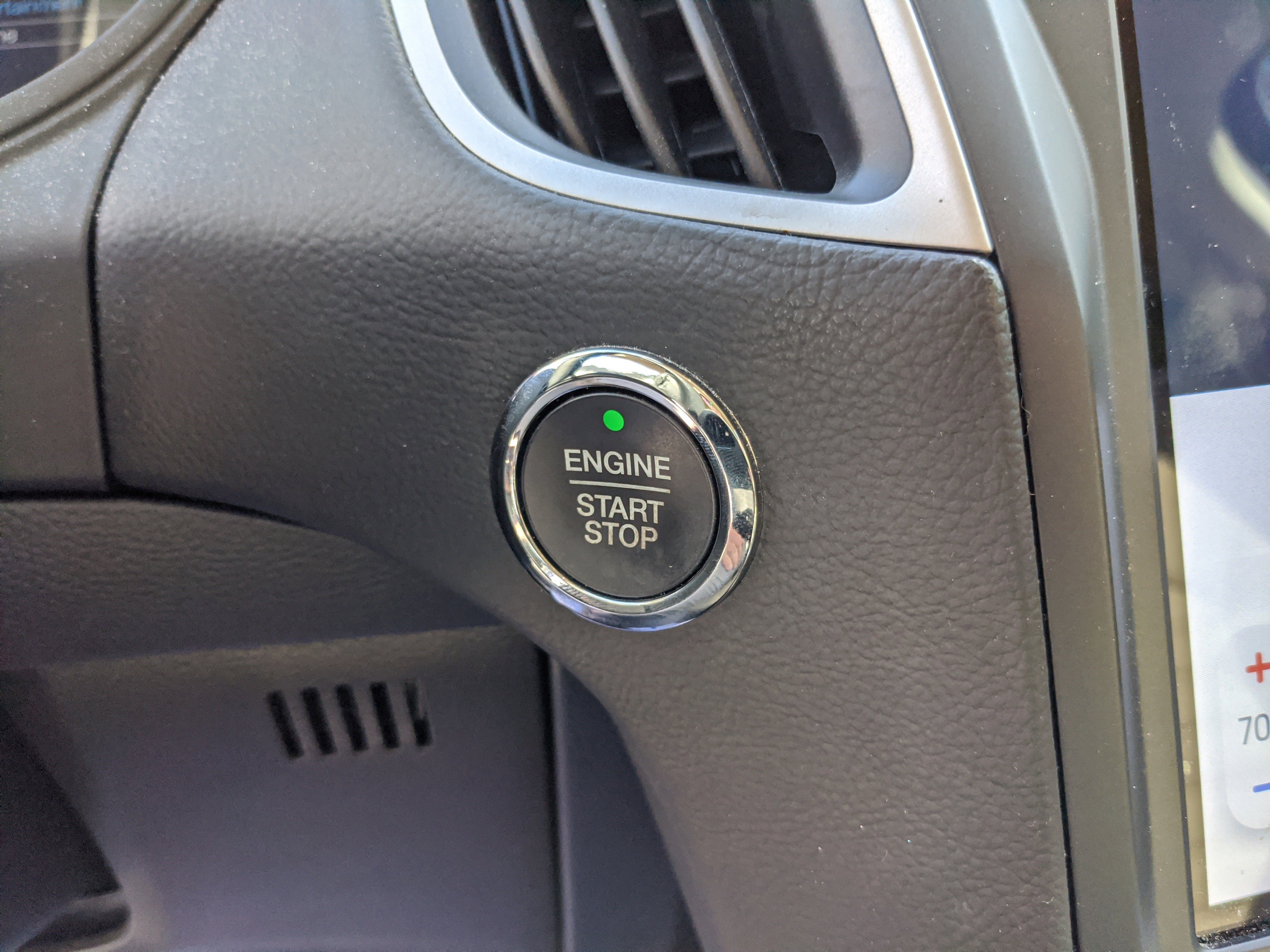 Certified 2022 Ford Edge SEL image 24