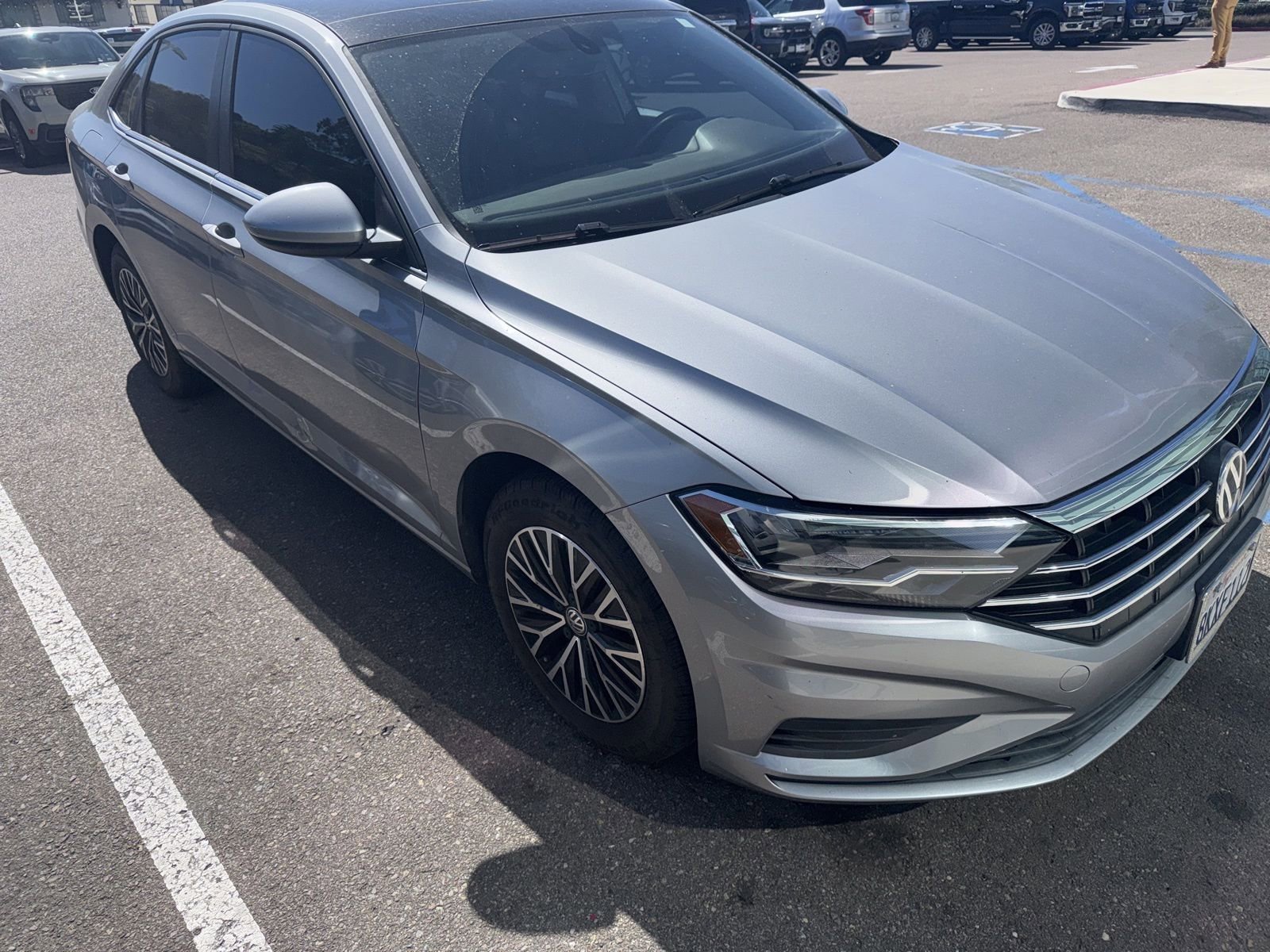 Used 2019 Volkswagen Jetta SE image 4