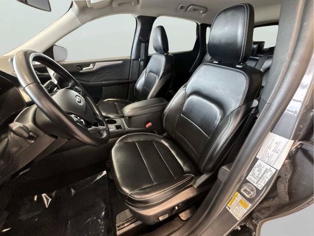 Certified 2024 Ford Escape Platinum AWD/4WD image 17