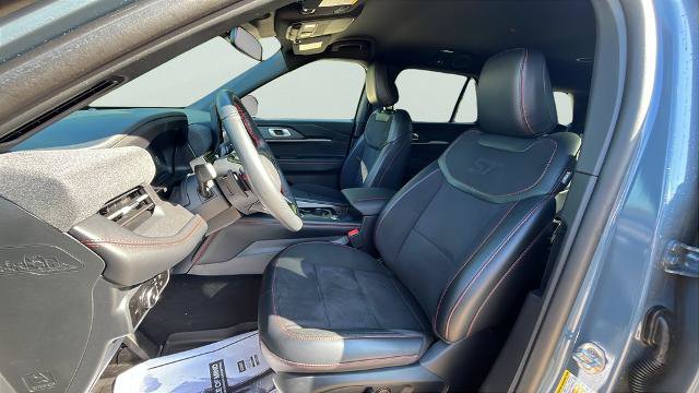 Certified 2025 Ford Explorer ST AWD/4WD image 14