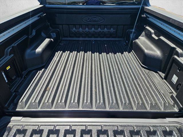 Certified 2022 Ford Maverick XLT w/ XLT Luxury Package FWD image 6