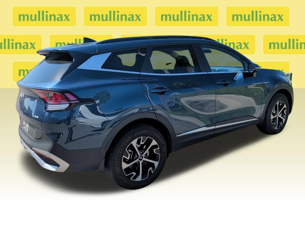 Used 2025 Kia Sportage EX w/ EX Premium Package image 2