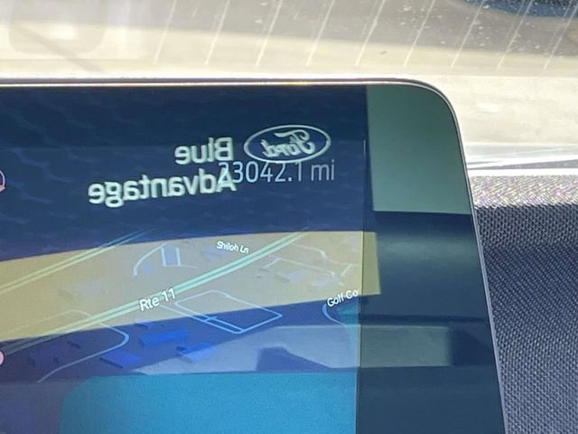 Certified 2025 Ford Expedition Active image 21