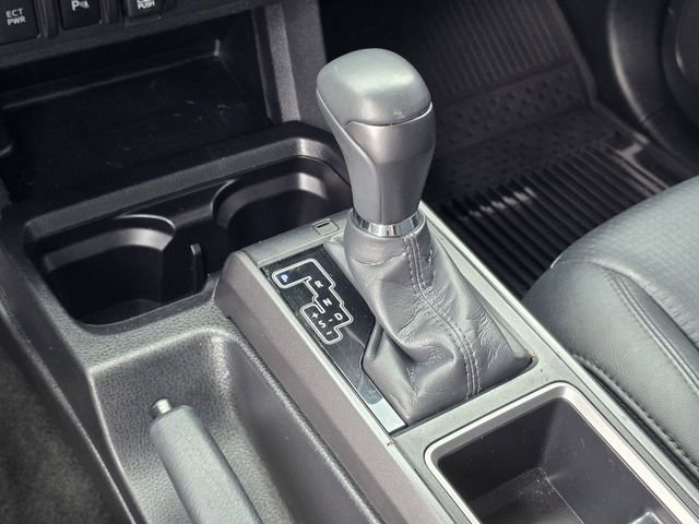 Used 2023 Toyota Tacoma TRD Off-Road w/ TRD Premium Off Road Package AWD/4WD image 22