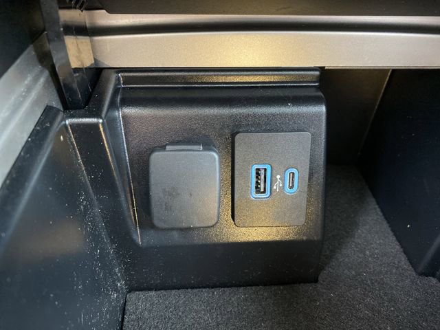 Certified 2023 Ford Explorer XLT w/ Equipment Group 202A image 23