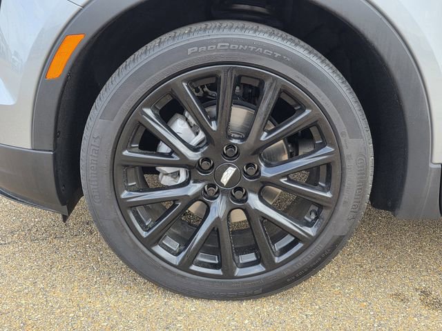 Used 2023 Cadillac XT4 Premium Luxury w/ LPO, Onyx Lite Package image 31