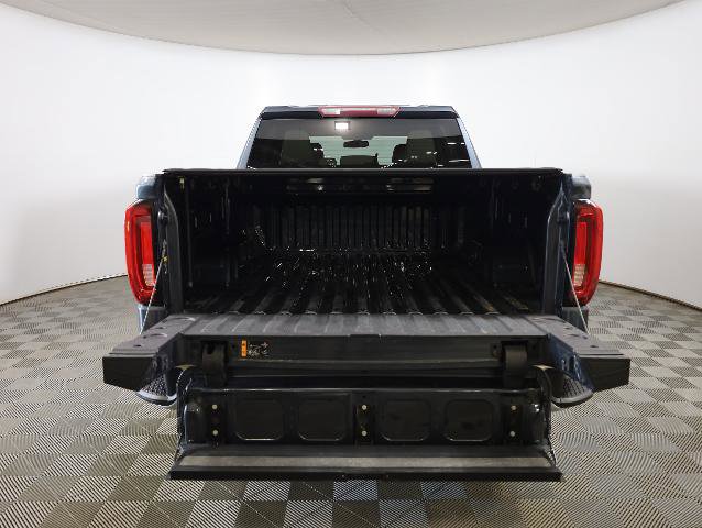 Used 2019 GMC Sierra 1500 SLT w/ X31 Off-Road Package AWD/4WD image 35