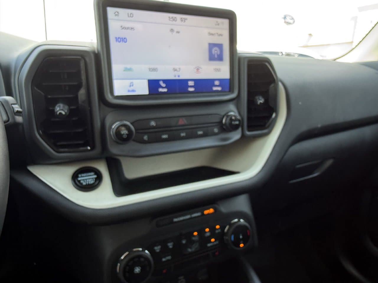 Certified 2024 Ford Bronco Sport Heritage w/ Heritage Convenience Package AWD/4WD image 14