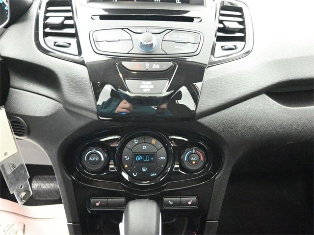 Certified 2017 Ford Fiesta SE w/ Equipment Group 201A image 30