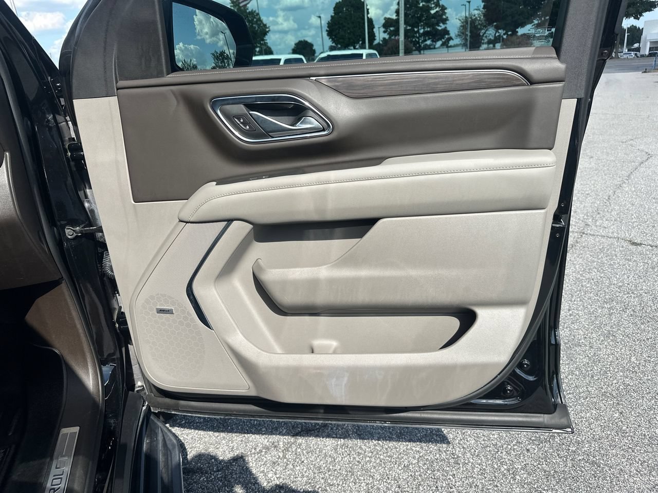 Used 2023 Chevrolet Tahoe LT RWD image 16