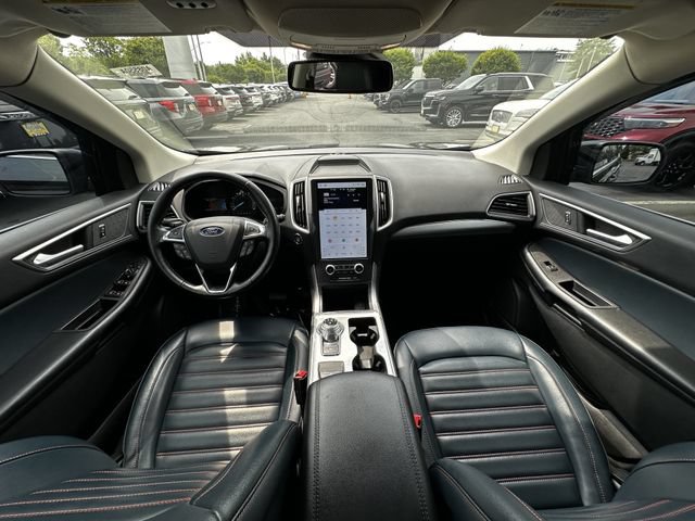 Certified 2022 Ford Edge SEL w/ Sport Appearance Package AWD/4WD image 16