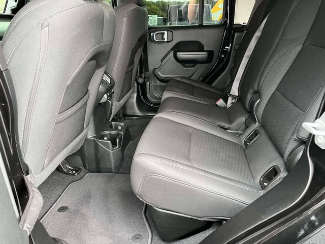 Used 2021 Jeep Gladiator Sport AWD/4WD image 18