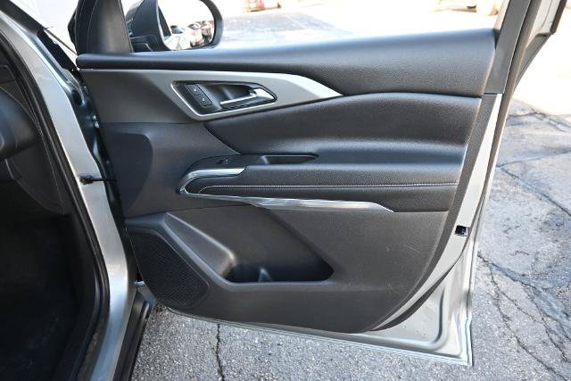 Used 2024 Chevrolet Traverse LS AWD/4WD image 23