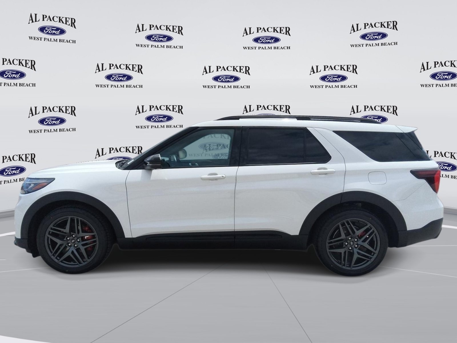 Certified 2025 Ford Explorer ST-Line w/ Premium Package RWD image 2