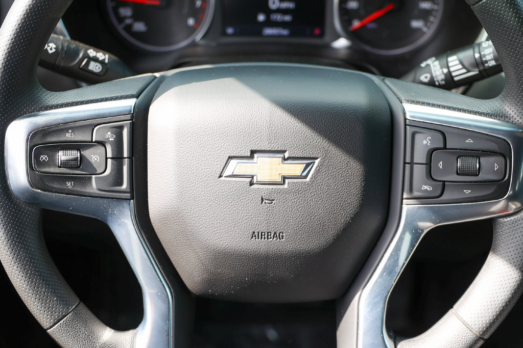 Used 2024 Chevrolet Blazer LT w/ Convenience Package FWD image 9