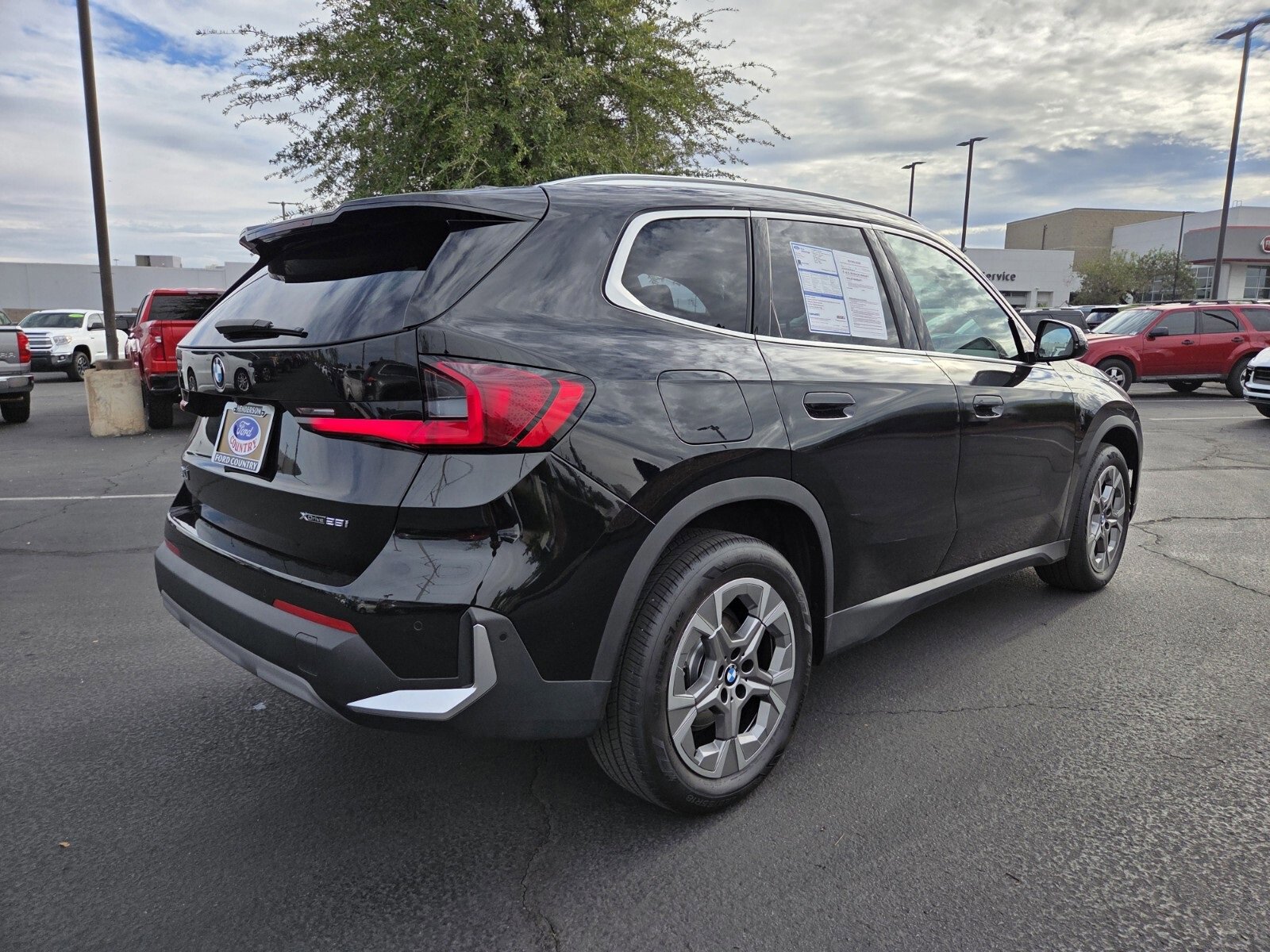 Used 2023 BMW X1 xDrive28i image 5