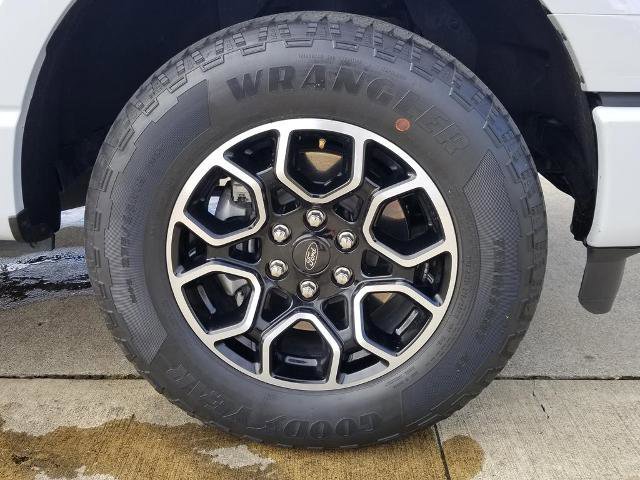 Certified 2022 Ford F150 XLT w/ Equipment Group 302A High image 28