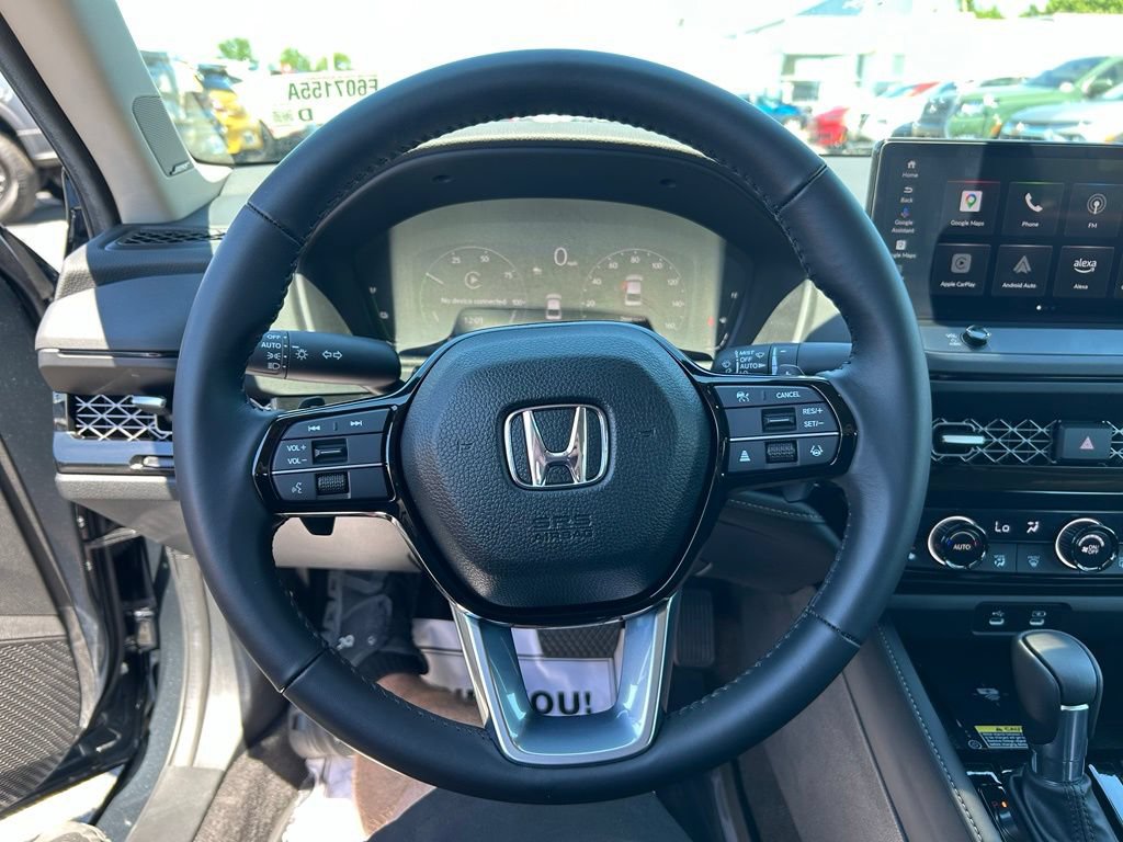 Used 2024 Honda Accord Touring image 23