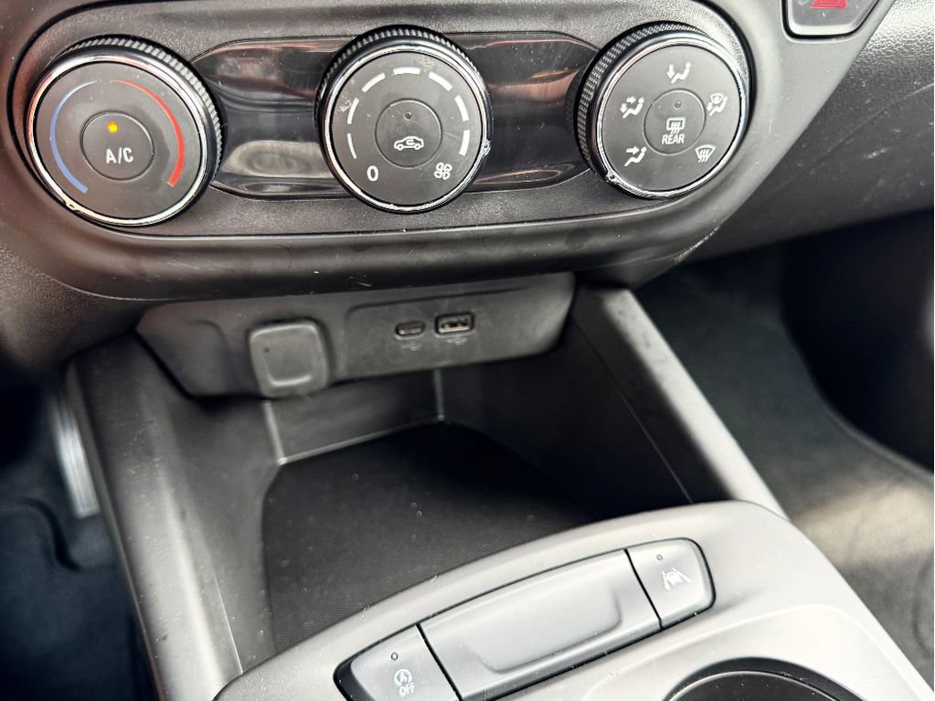 Used 2025 Chevrolet Trax LS image 16