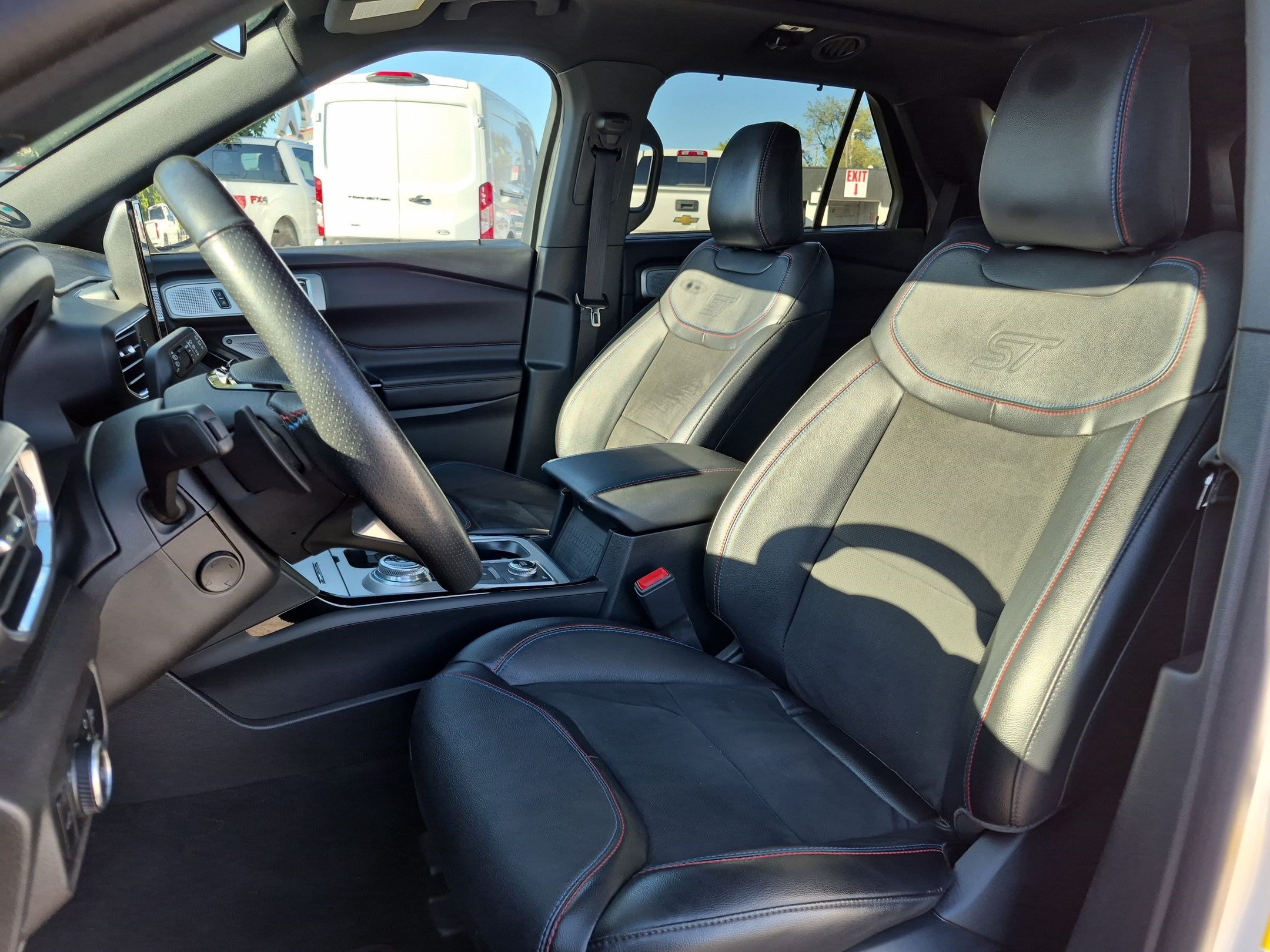 Certified 2023 Ford Explorer ST w/ Technology Package AWD/4WD image 18