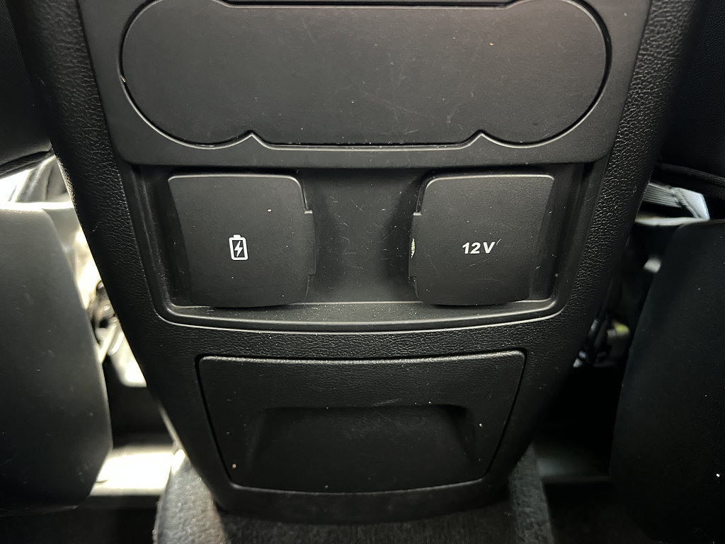 Certified 2023 Ford Explorer XLT w/ Equipment Group 202A AWD/4WD image 38