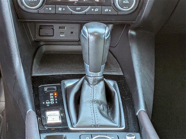 Used 2018 MAZDA MAZDA3 Grand Touring image 16
