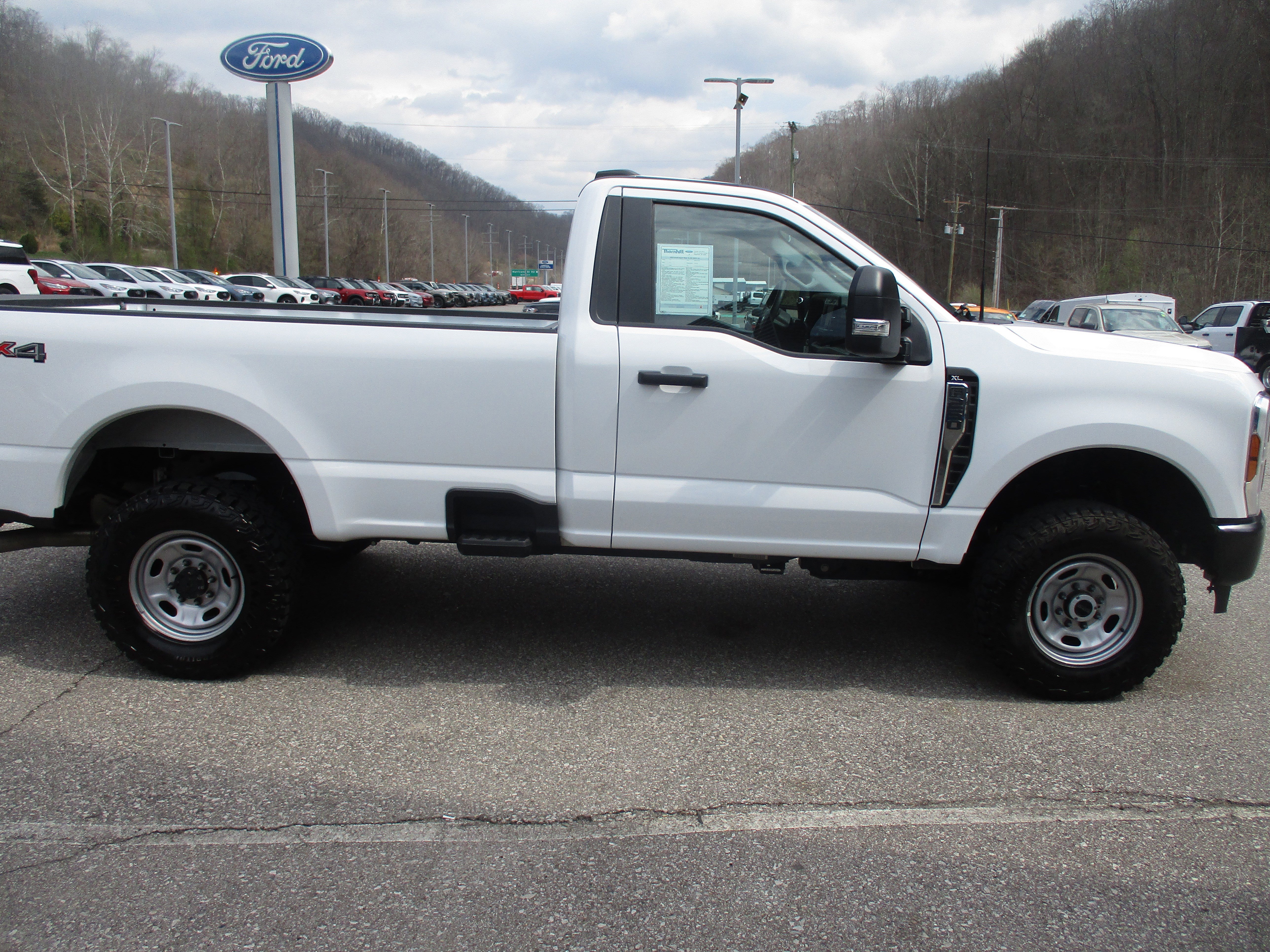 Certified 2025 Ford F250 XL w/ XL Off-Road Package AWD/4WD image 3