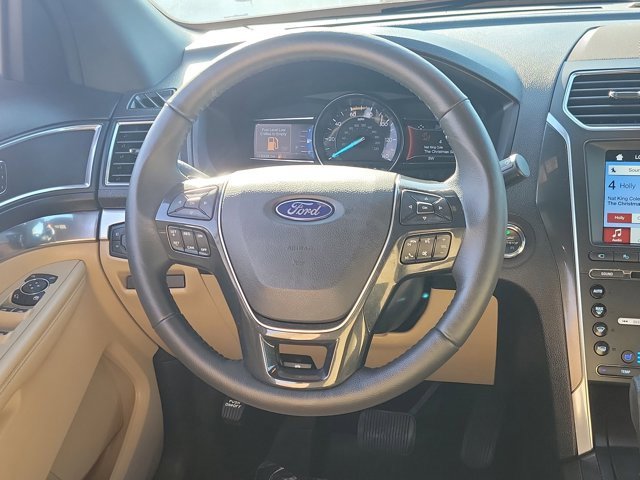 Certified 2017 Ford Explorer Limited w/ Equipment Group 301A image 29