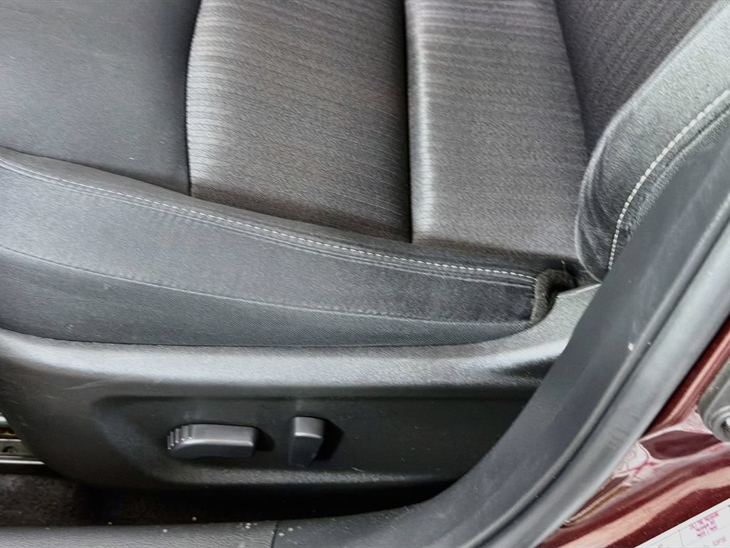 Used 2025 Nissan Altima 2.5 SV FWD image 23