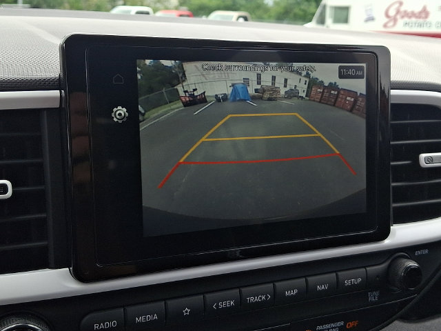 Used 2023 Hyundai Venue FWD image 30