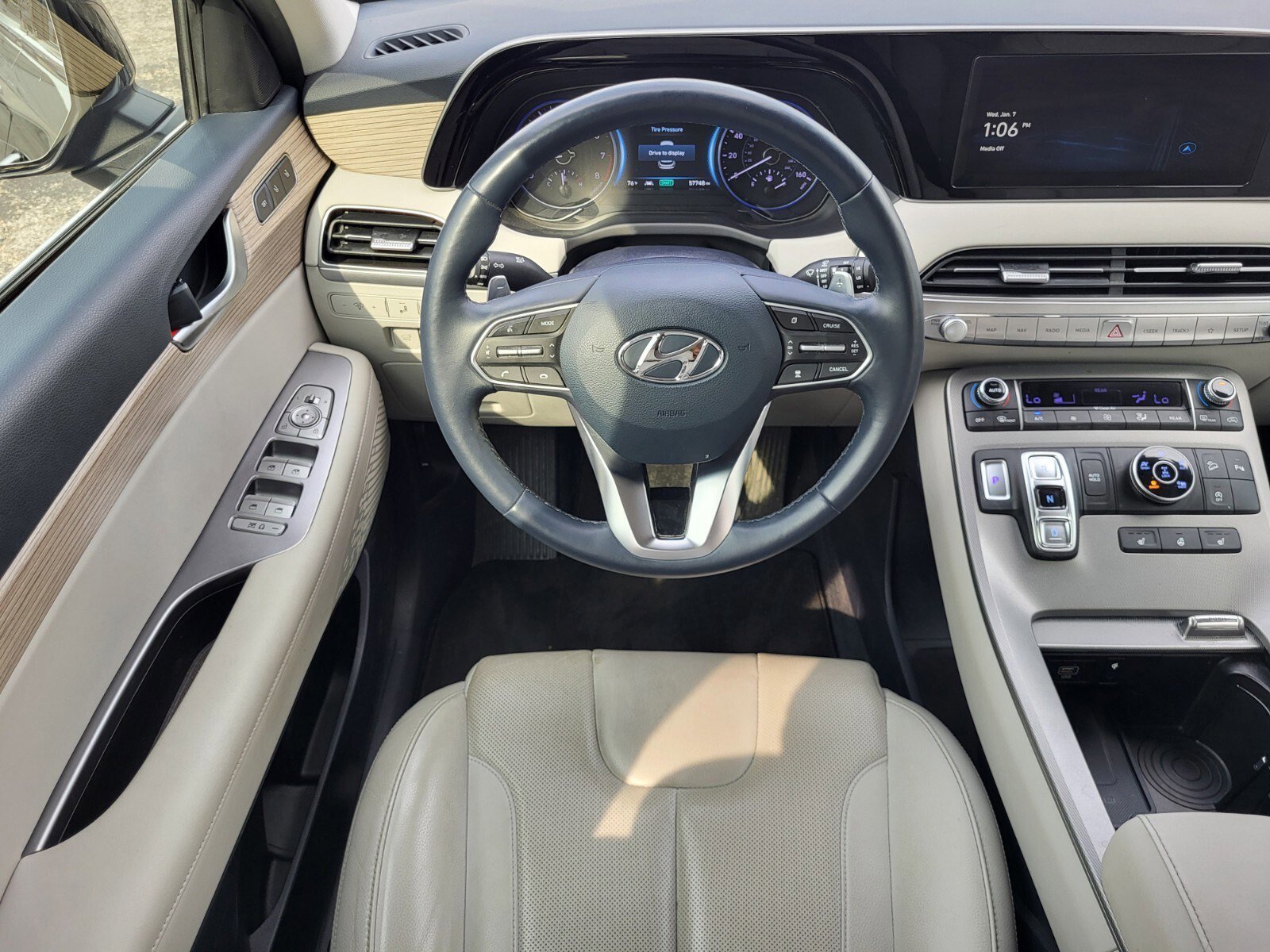 Used 2022 Hyundai Palisade SEL w/ 8P Bench Seat Package image 14