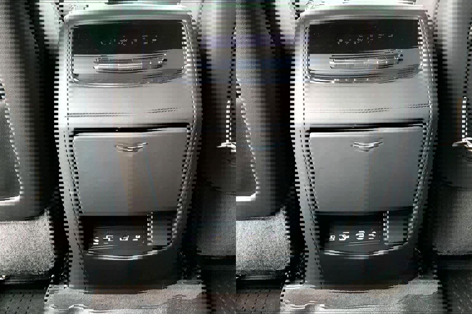 Used 2022 Cadillac Escalade Sport Platinum image 33