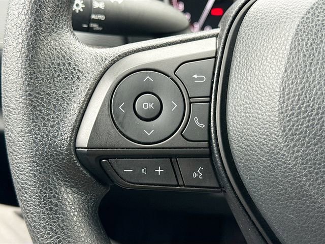 Used 2025 Toyota RAV4 XLE image 39