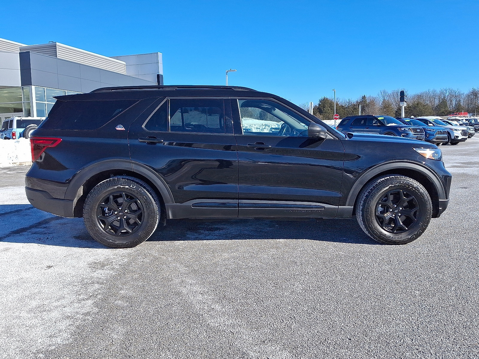 Certified 2022 Ford Explorer Timberline image 5