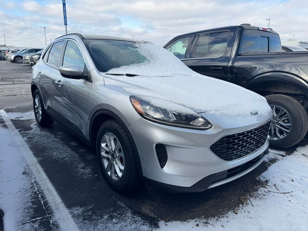Certified 2020 Ford Escape SE image 1