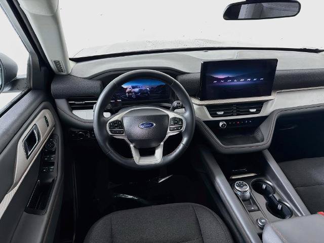 Certified 2025 Ford Explorer Active AWD/4WD image 22