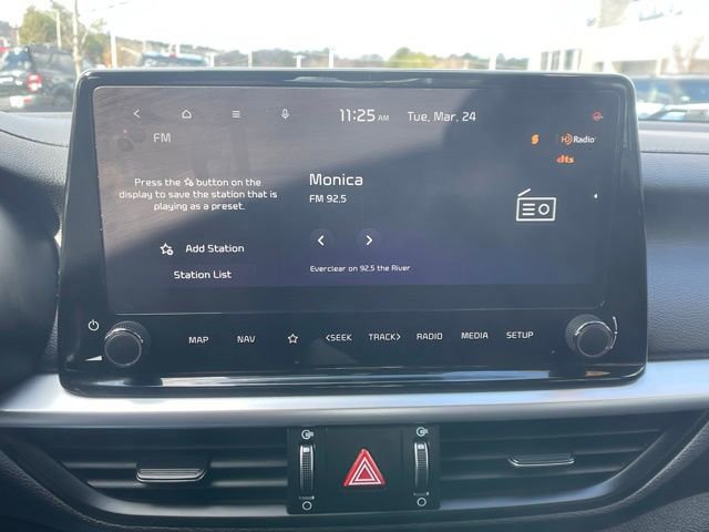 Used 2023 Kia Forte GT-Line image 22