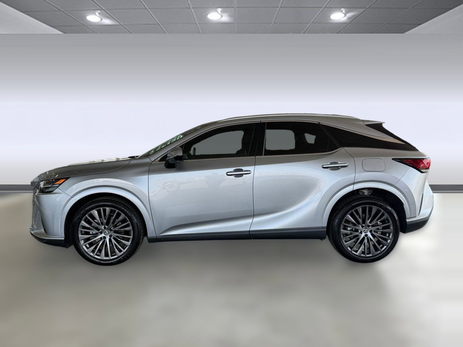 Used 2023 Lexus RX 350 FWD w/ Cold Area Package image 2